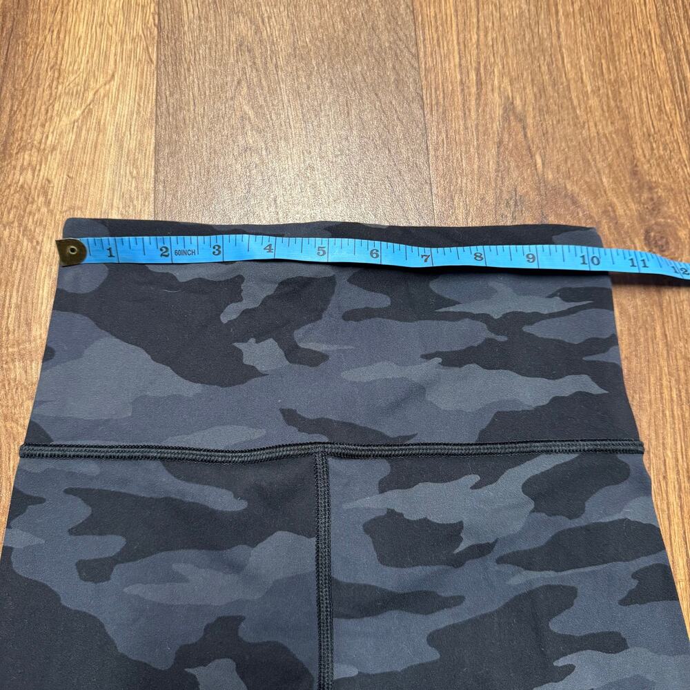 Athleta Womens Elation 7/8 Tight Camo Printed Black Gray Size XXS Leggings - Picture 11 of 12